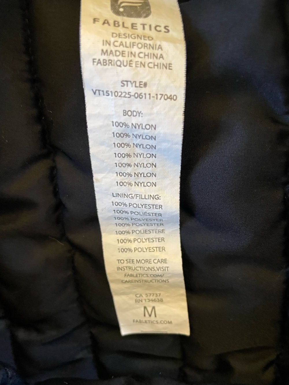 Fabletics Black Quilted Puffer Vest Gray White Chevron Active Yoga Comfy Light - Picture 16 of 16